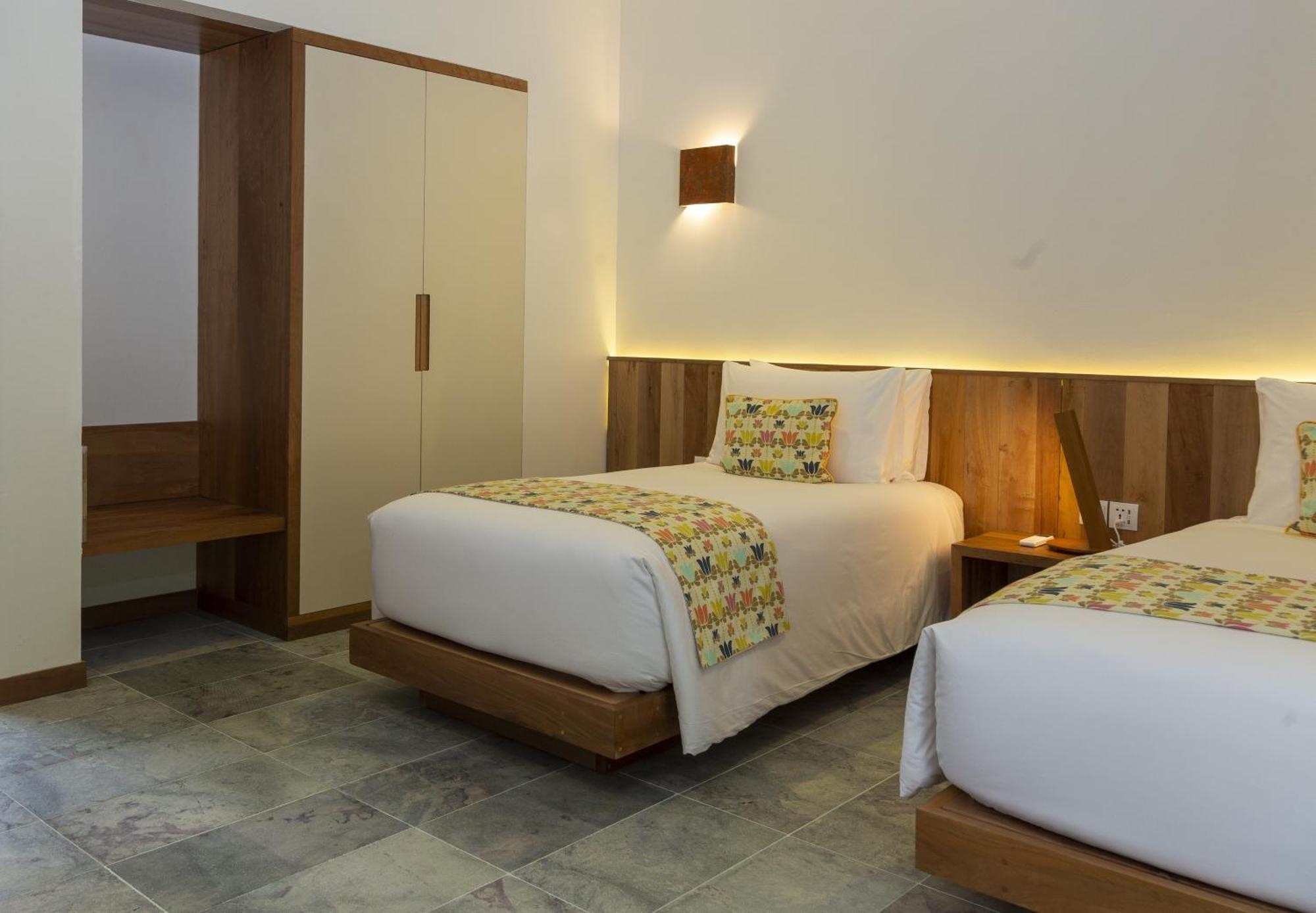 Hotel Island Center Point Koh Rong Sanloem Exterior foto